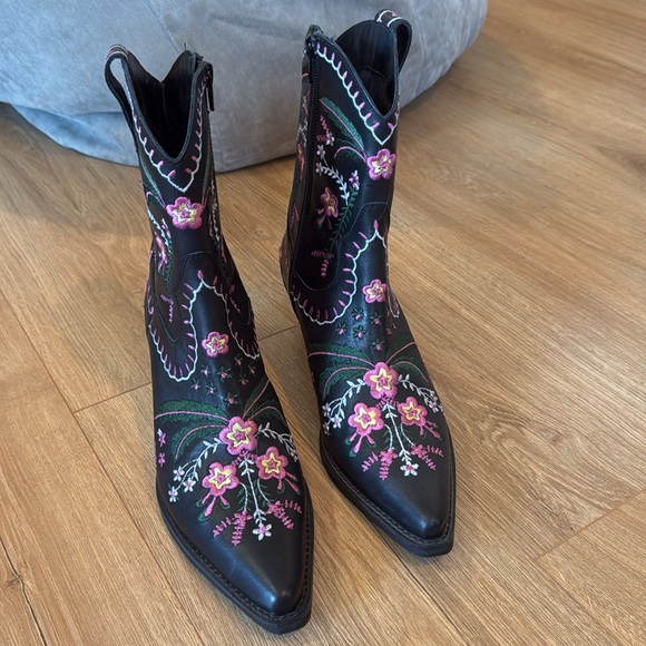 Matisse Embroidered Amber Western Bootie size 8 - Picture 6 of 9